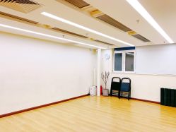 教室-兰瑜伽·普拉提