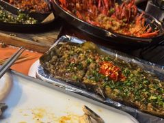 -何师烧烤Pro ·江湖川菜·小龙虾·精酿(太古里旗舰店)
