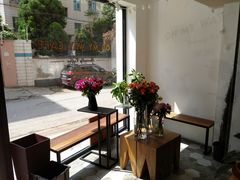 -研途咖啡馆(健康路店)