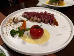 西冷牛排SirloinSteak-Golden Lily河内巴黎法越料理餐厅(建国西路店)