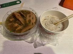 -燕子煨汤(山海关路店)