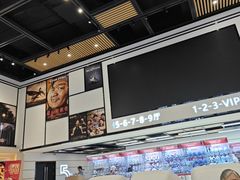 -鸿通城购物中心