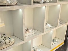 -翰皇直营洗衣洗鞋(望京鹿港店)