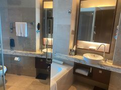 -上海龙之梦万丽酒店