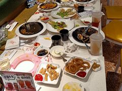 -汤姆家的牛排意面披萨(新城市广场店)