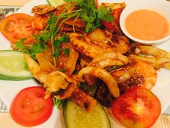 -Lanterns Vietnamese Restaurant