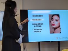 -金夫人化妆摄影职业培训学校