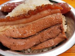 -梁阿婆廿年老牌扣肉糯米饭
