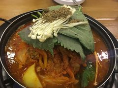 -喇喇排骨火锅·传统韩式脊骨汤(望京西园总店)
