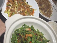 -小菜园新徽菜(芜湖镜湖苏宁店)