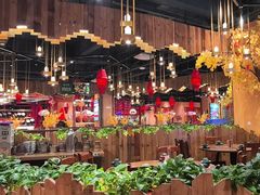 -老滇山寨•云南特色菜•地方菜•民族风情歌舞表演(金碧店)