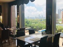 景观位-力高皇冠假日酒店-亚细亚餐厅