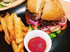 -HELLO 27 意面·沙拉·帕尼尼