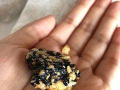 芝麻松仁排-上海哈尔滨食品厂(淮海中路店)