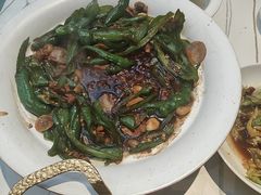 -阿瓦山寨·湘菜现炒·剁椒鱼头王(咸阳总店)