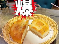 面包-Mevlana梅夫娜土耳其餐厅·清真