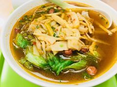 -卓雅桂林米粉
