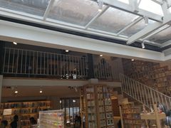 -猫的天空之城概念书店(苏州平江店)