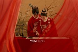 -至臻微拉婚纱摄影