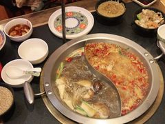 -沸炉重庆老火锅(军事博物馆店)