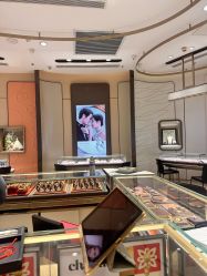 -周生生Chow Sang Sang(新世界店)