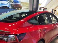 -TESLA 特斯拉(上海太古汇体验店)