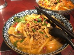-粉家柳州螺蛳粉(杨宅路店)