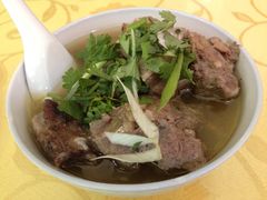 -穆豪麦蒸碗羊羔肉