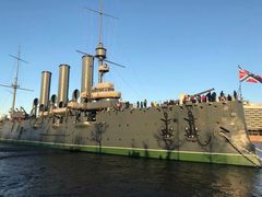 -阿芙乐尔号巡洋舰