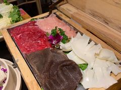 -潘小辣鲜肉老火锅