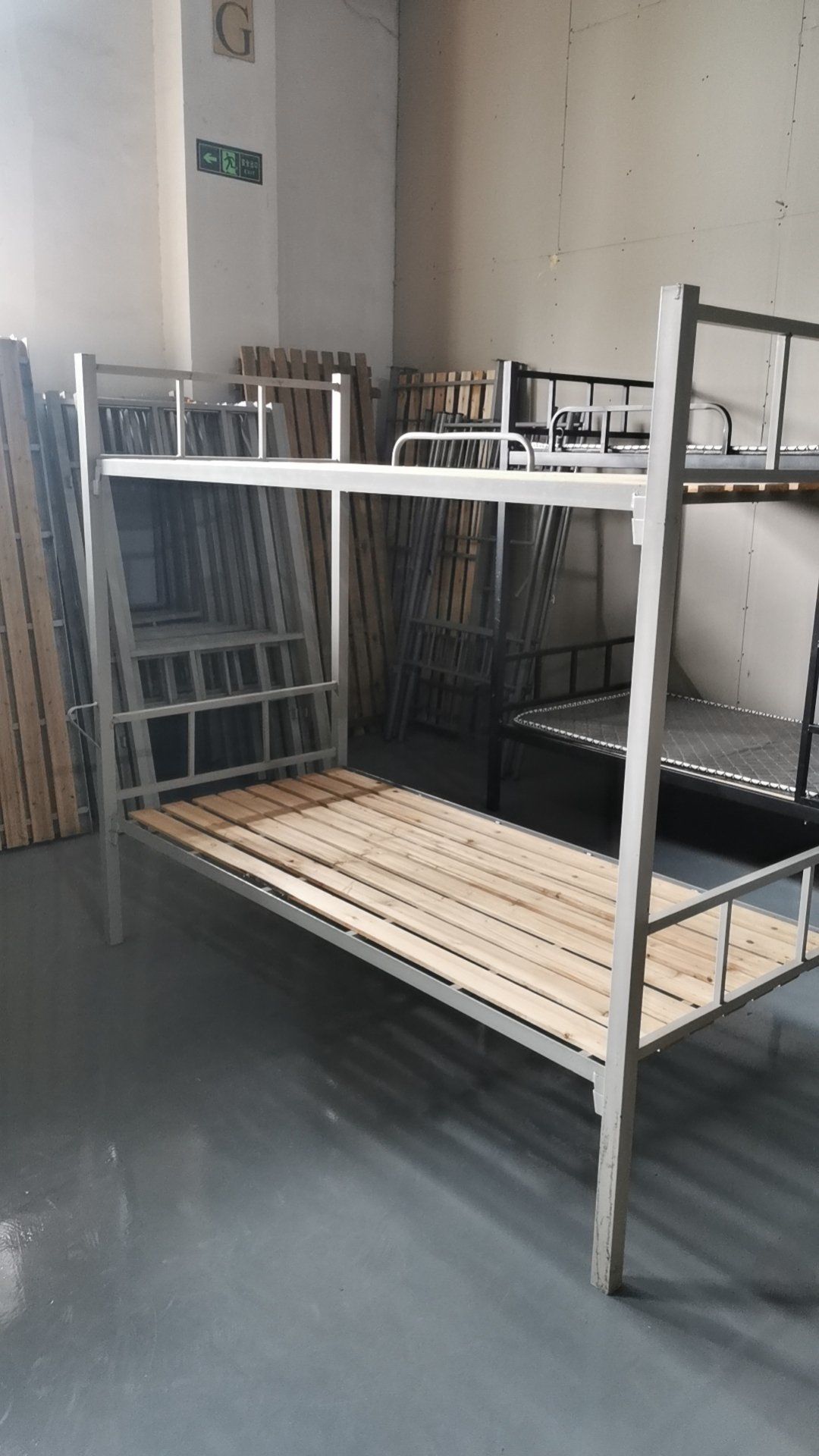 批量铁架床上下铺高低床二手床双层床工地床宿舍