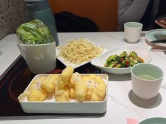 -黄记煌三汁焖锅(新佳丽江汉路店)