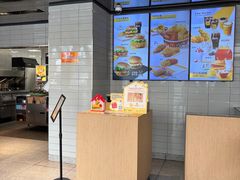 -麦当劳(四平路店)