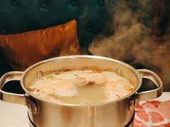 -领鲜活海鲜榴莲自助火锅(东门店)