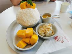 芒果雪冰-Cheevit Cheeva(Sirimangkalajarn)