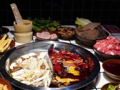 -巴隆门重庆老火锅(太湖路店)