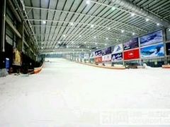 -乔波室内滑雪场