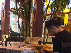 -拾光音乐餐酒吧(告庄星光夜市店)