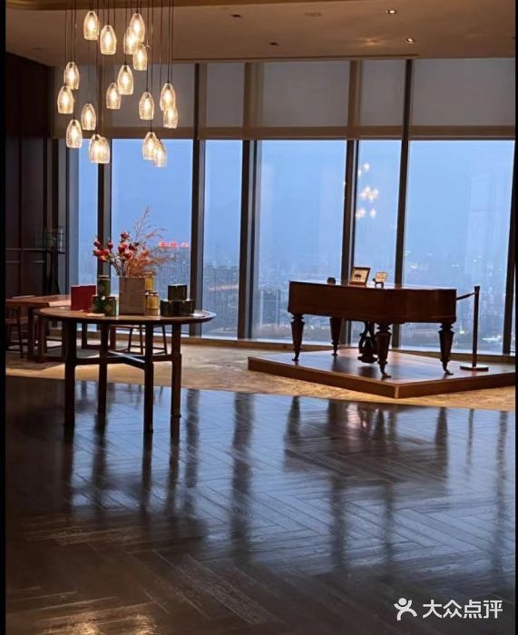 三迪希尔顿酒店·星空酒廊图片