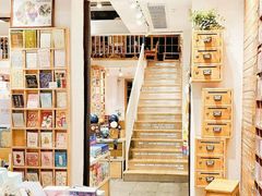 -猫的天空之城概念书店(苏州平江店)