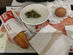 -肯德基(东安路站店)
