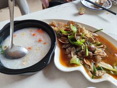 -覃记海鲜美食餐厅