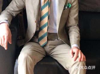 睿绅西服定制分享:这是我第一次为自己定制西服，当时