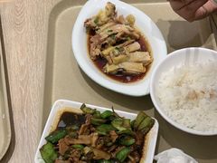 -老乡鸡(融科天地店)