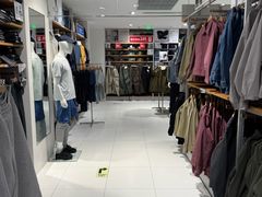 -优衣库(北京万柳华联购物中心店)