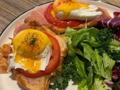 -Common Table · Brunch & Coffee