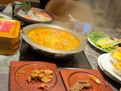 -牛YO寿喜烧·铁板烧和牛火锅自助(市府恒隆店)