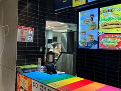 -麦当劳(中二横路店)