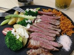 -F+轻食健身赋能空间(中华北路国贸商场店)