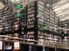 -钟书阁(群光广场店)
